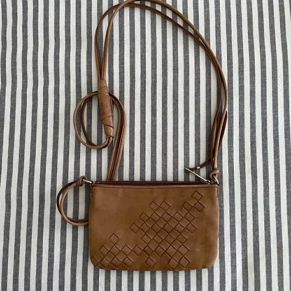 Elliott Lucca Tan Leather Crossbody Handbag - Picture 1 of 8